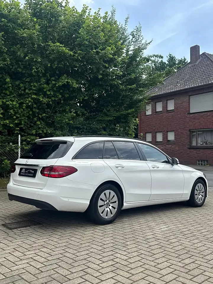 Mercedes-Benz C 200 - Thumbnail 6