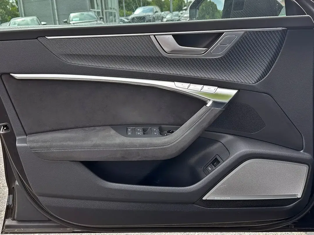 Audi RS7 TFSI quattro performance Sportback advanced - Thumbnail 6