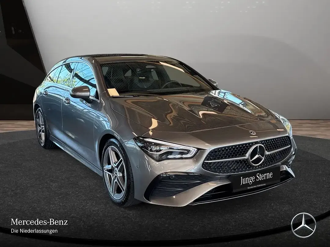 Mercedes-Benz CLA 180 7G-TRONIC AMG - Thumbnail 4