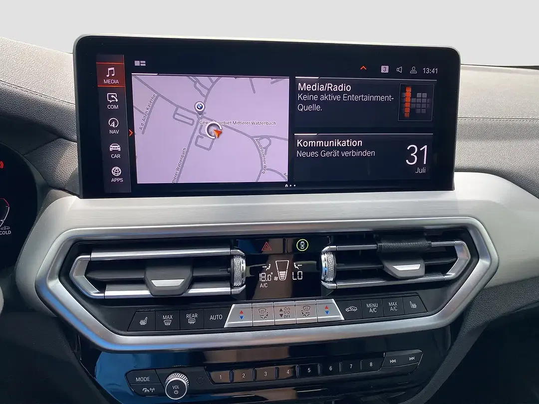 BMW X4 M - Thumbnail 14