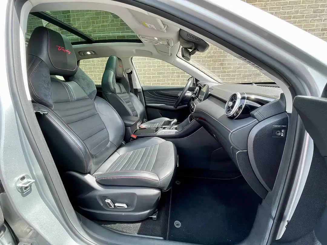 MG EHS PHEV Luxury Trophy - foto 15