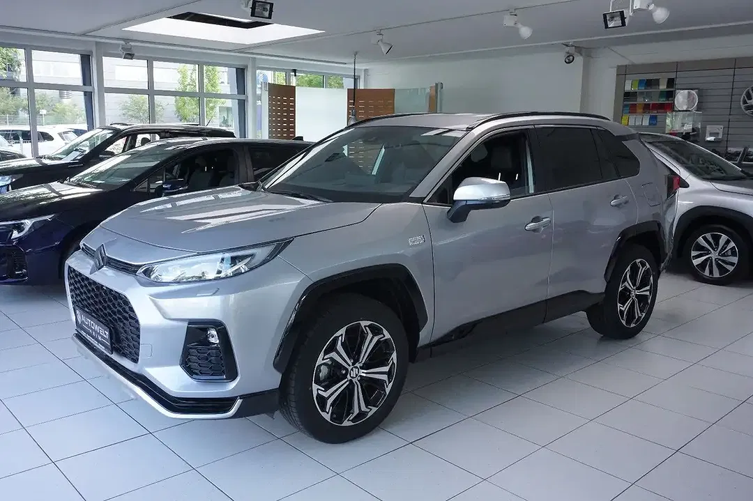 Suzuki Across Hybrid Comfort+ - Thumbnail 3