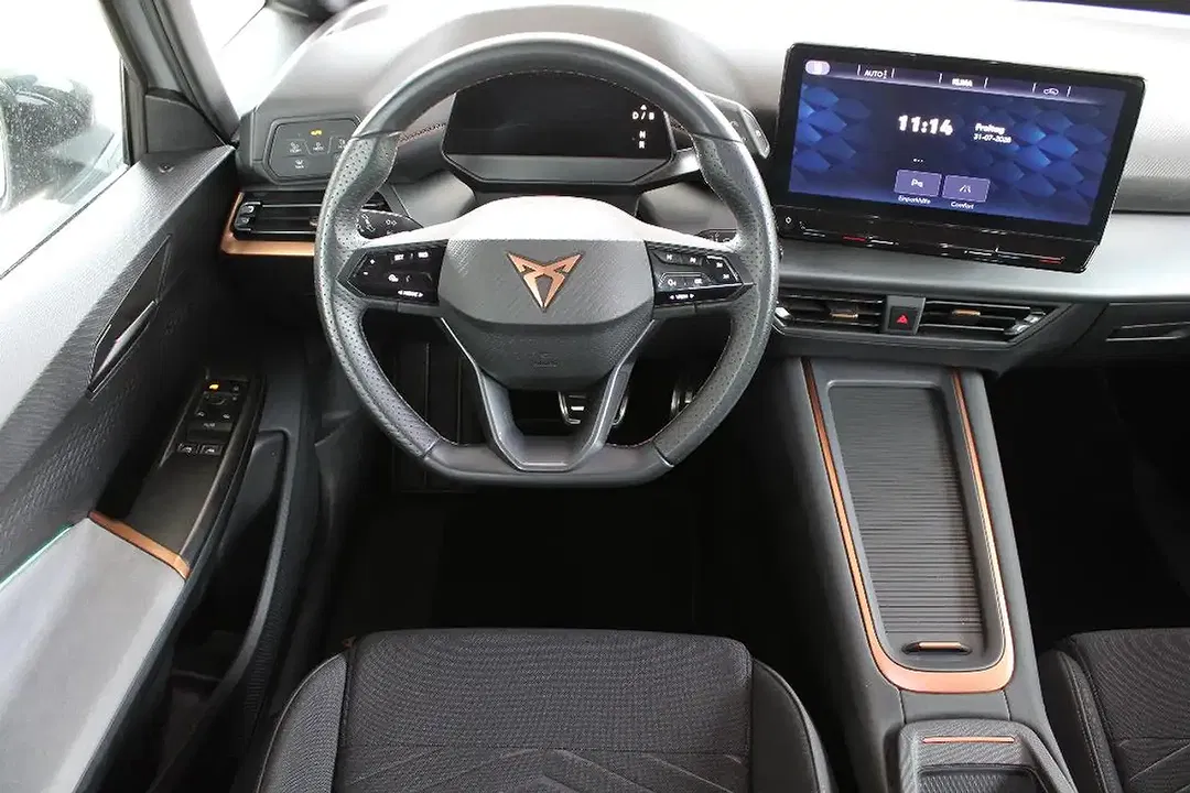 CUPRA Born - Thumbnail 8