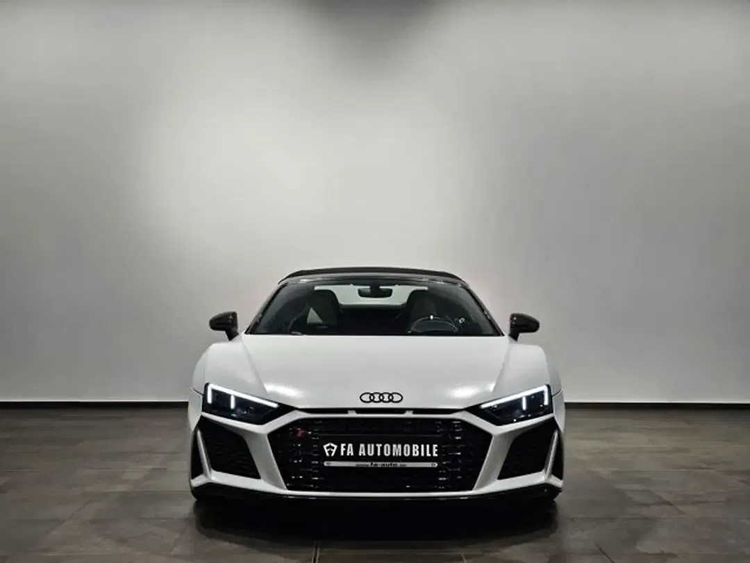 Audi R8 V10 - foto 2