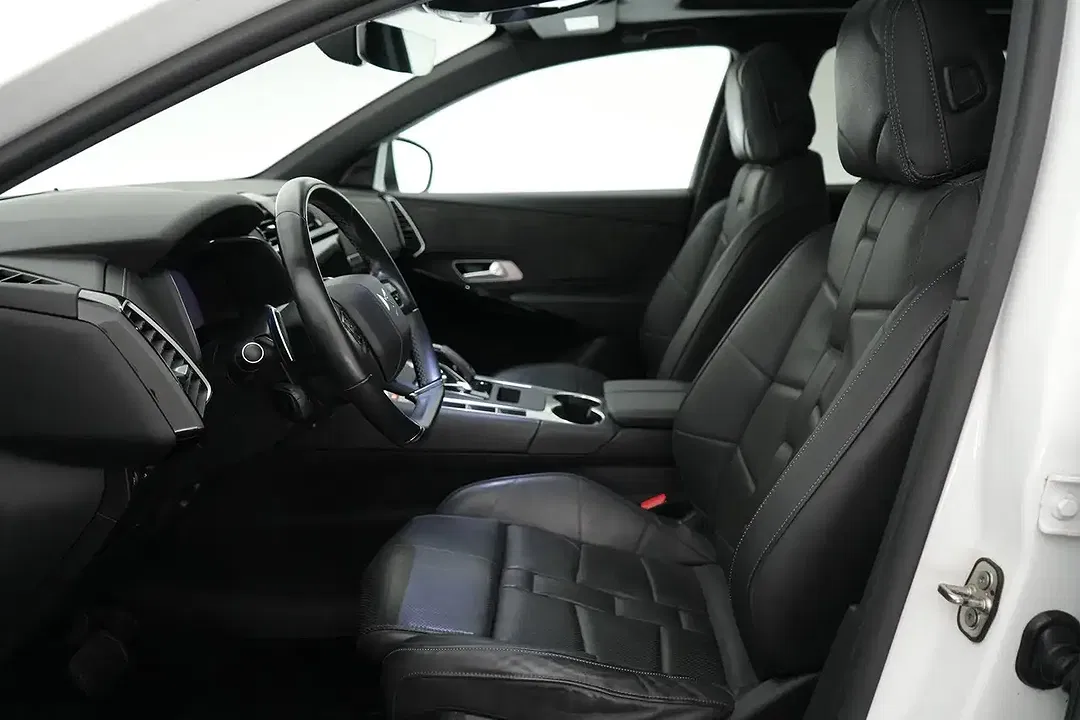 DS Automobiles DS 7 - Thumbnail 17