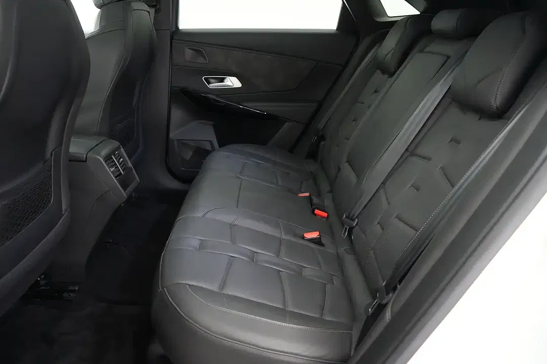 DS Automobiles DS 7 - Thumbnail 20