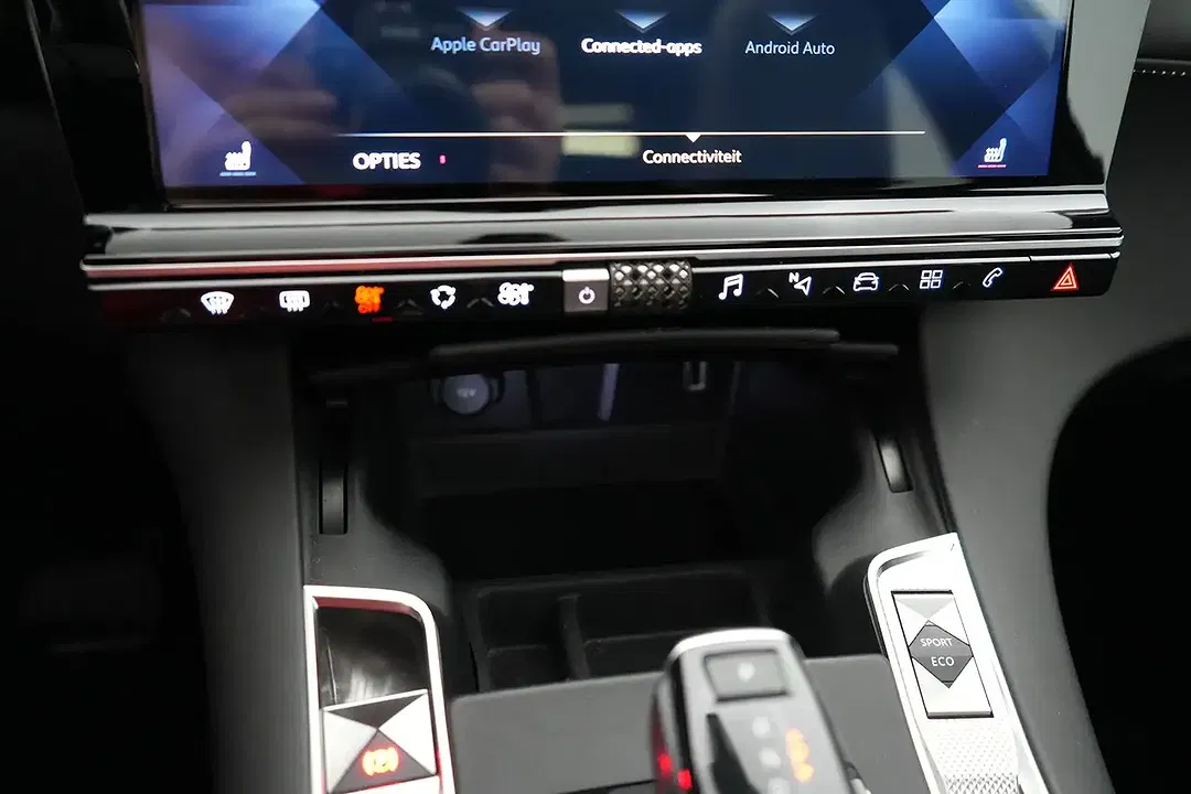 DS Automobiles DS 7 - Thumbnail 29