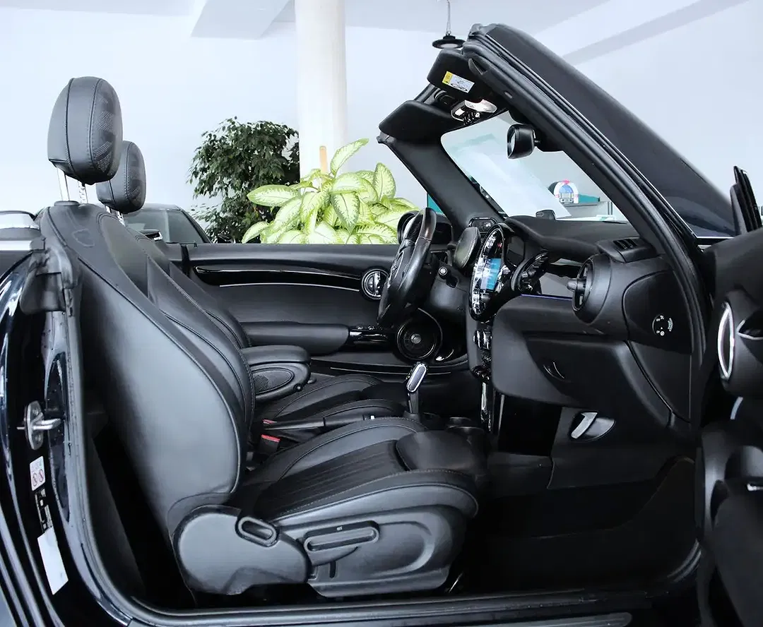 MINI Cooper Cabrio Premium Plus - Thumbnail 11
