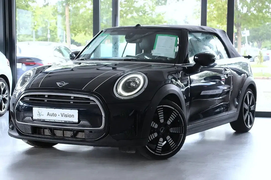 MINI Cooper Cabrio Premium Plus - Thumbnail 3