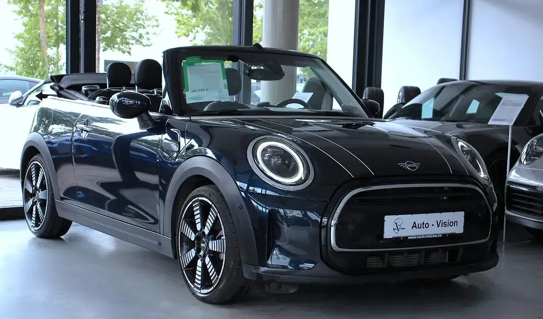 MINI Cooper Cabrio Premium Plus - Thumbnail 5