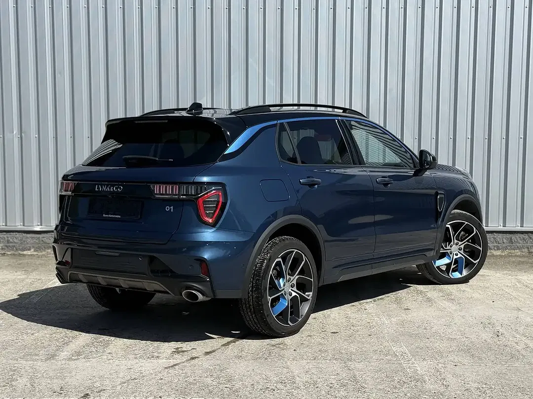 Lynk & Co 01 - foto 2