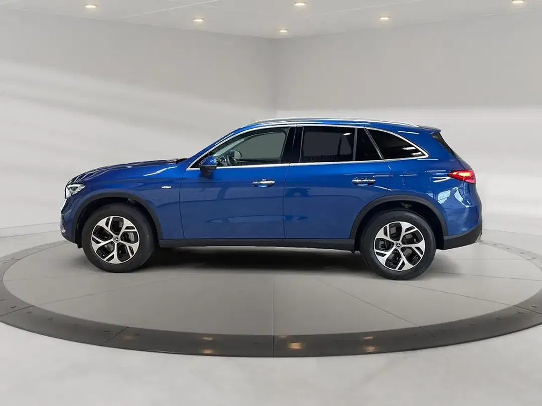 Mercedes-Benz GLC 300 4MATIC Avantgarde - Thumbnail 3