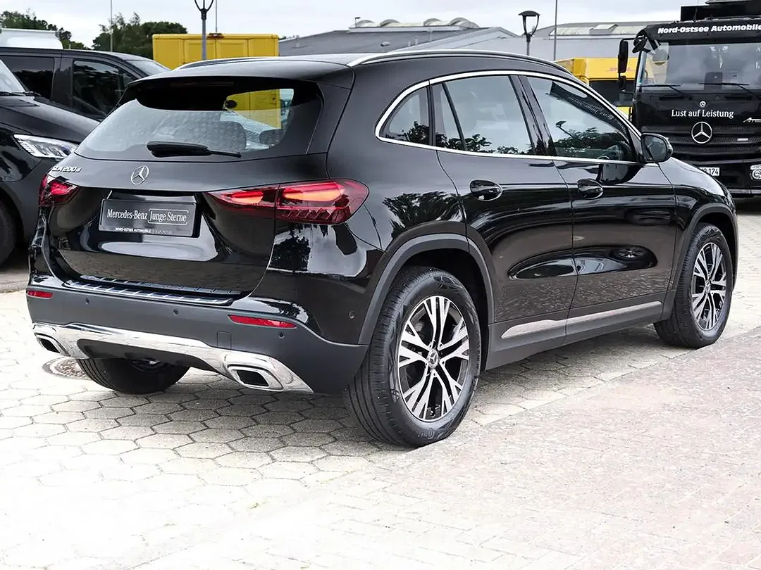 Mercedes-Benz GLA 200 MBUX Progressive - Thumbnail 6