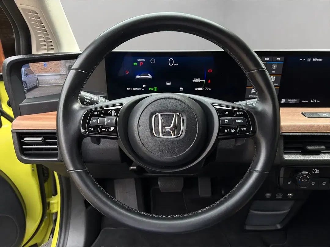 Honda E - Thumbnail 17