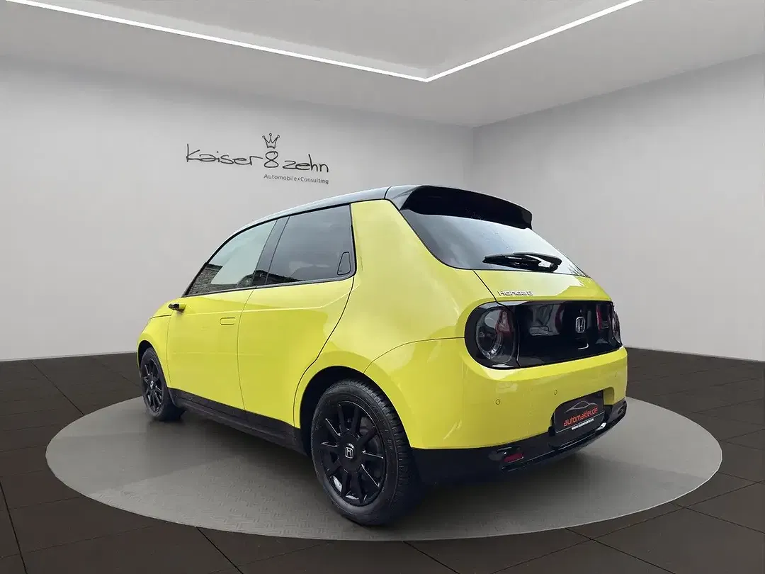 Honda E - Thumbnail 6