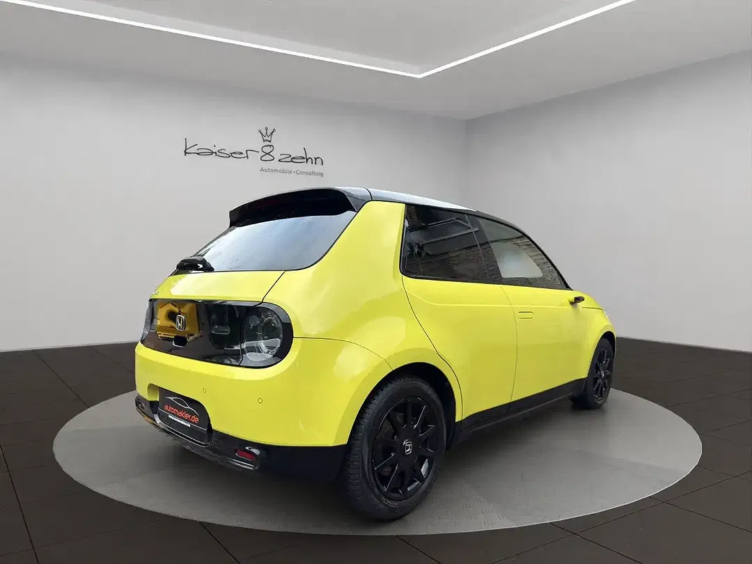 Honda E - Thumbnail 8