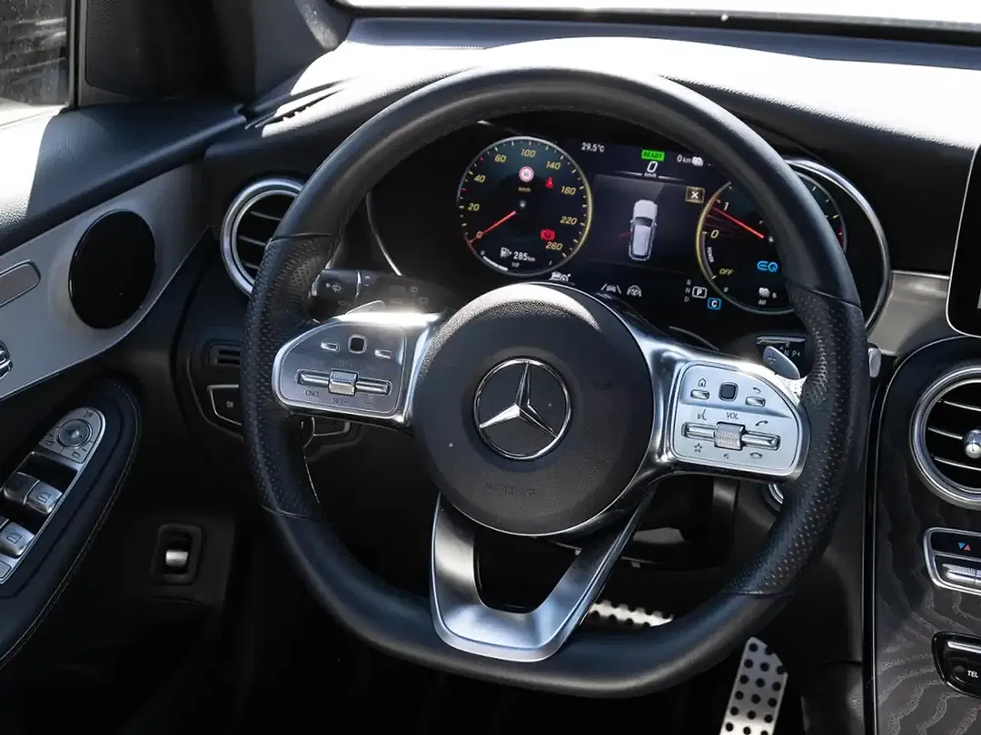 Mercedes-Benz GLC 300 4MATIC AMG Line - Thumbnail 11