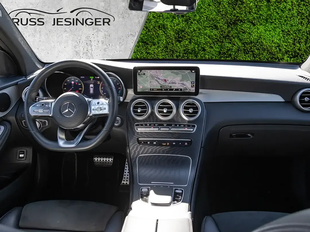 Mercedes-Benz GLC 300 4MATIC AMG Line - Thumbnail 3