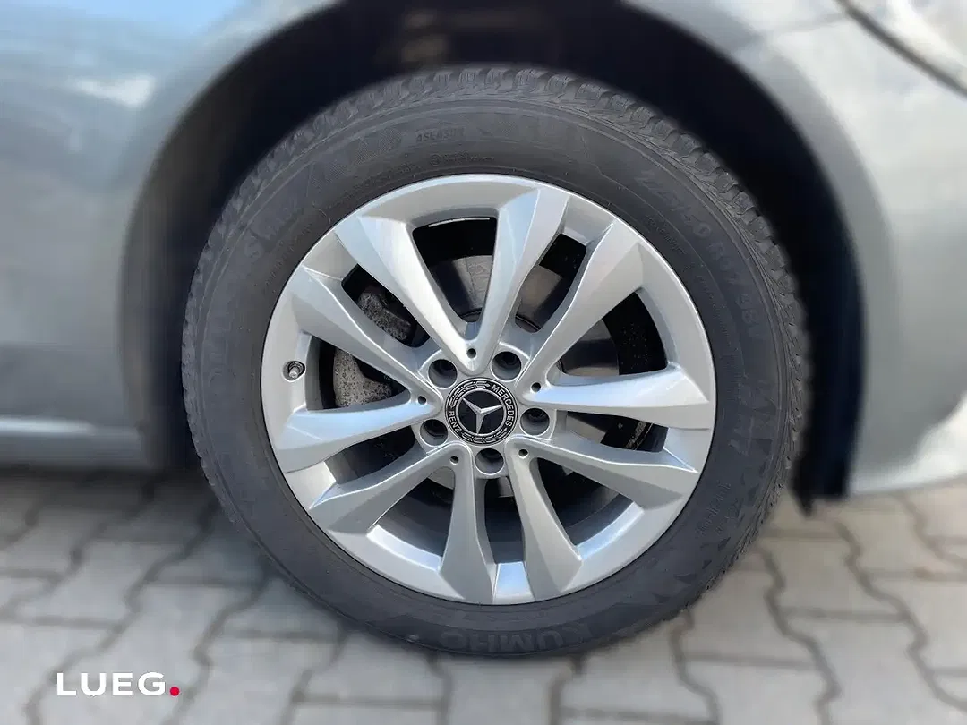 Mercedes-Benz C 180 Avantgarde - Thumbnail 7