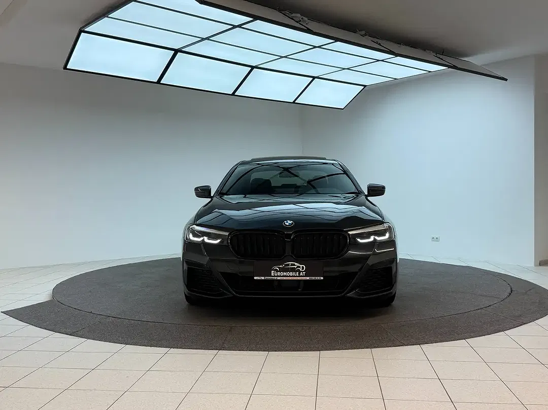 BMW 520 M Sport - Thumbnail 10