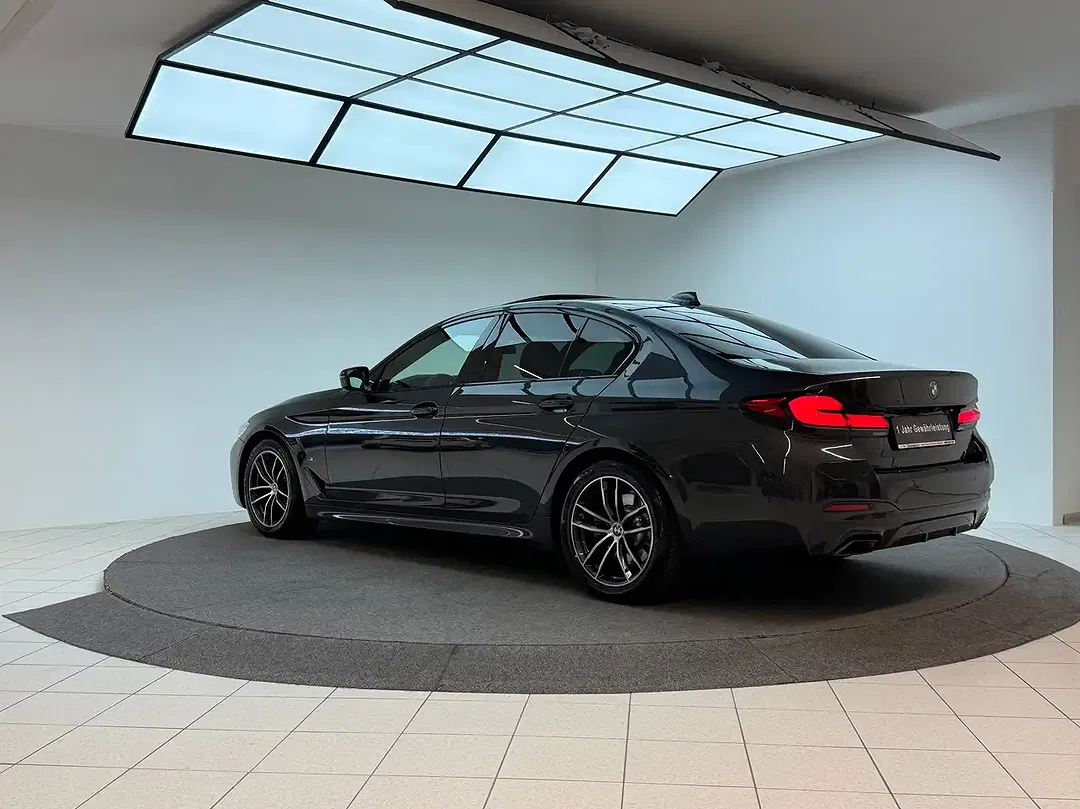 BMW 520 M Sport - Thumbnail 5