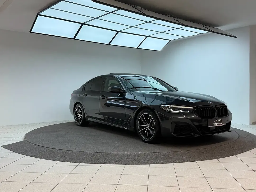BMW 520 M Sport - Thumbnail 9