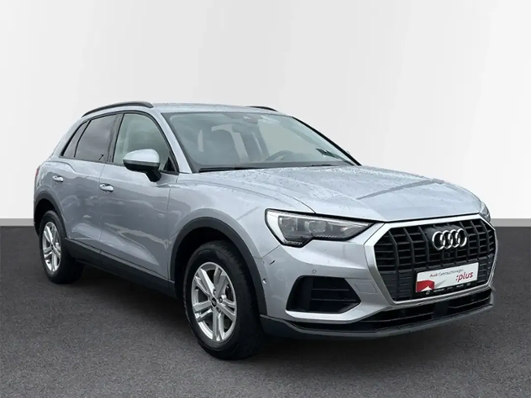 Audi Q3 45 TFSI e S tronic - Thumbnail 3