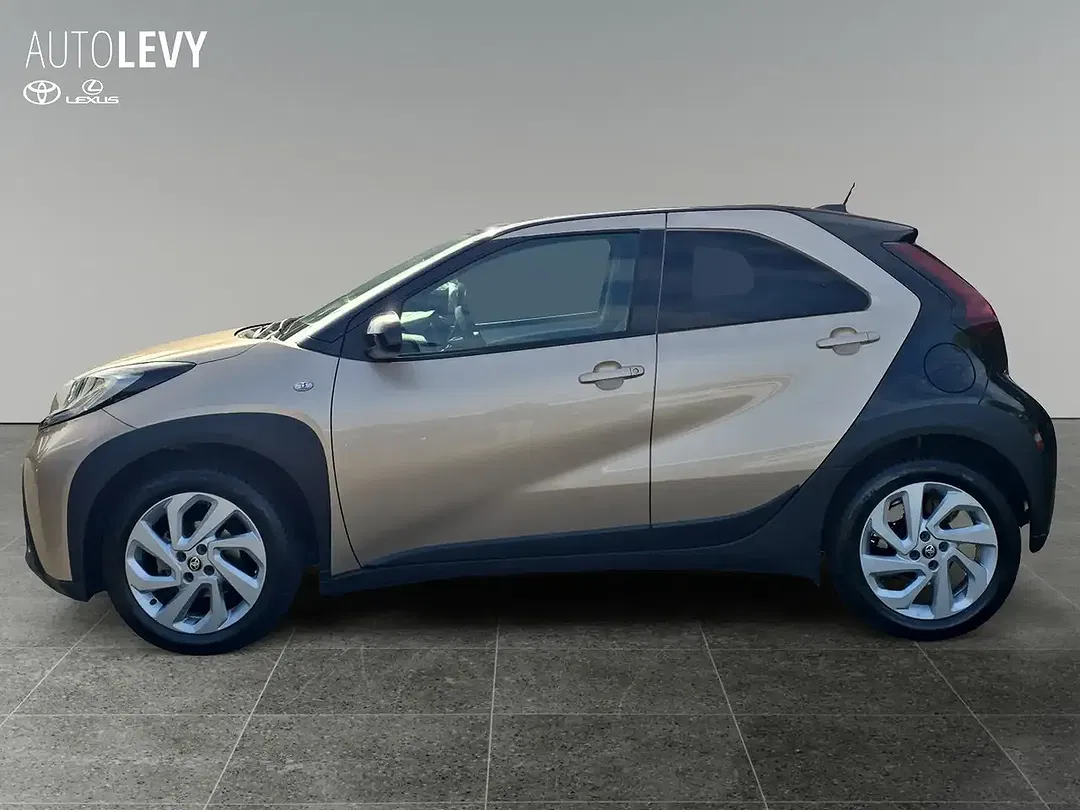 Toyota Aygo X CVT - Thumbnail 3