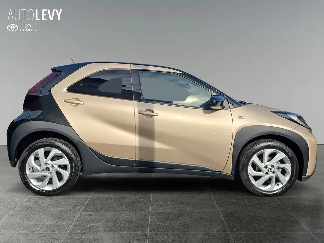 Toyota Aygo X CVT - Thumbnail 7