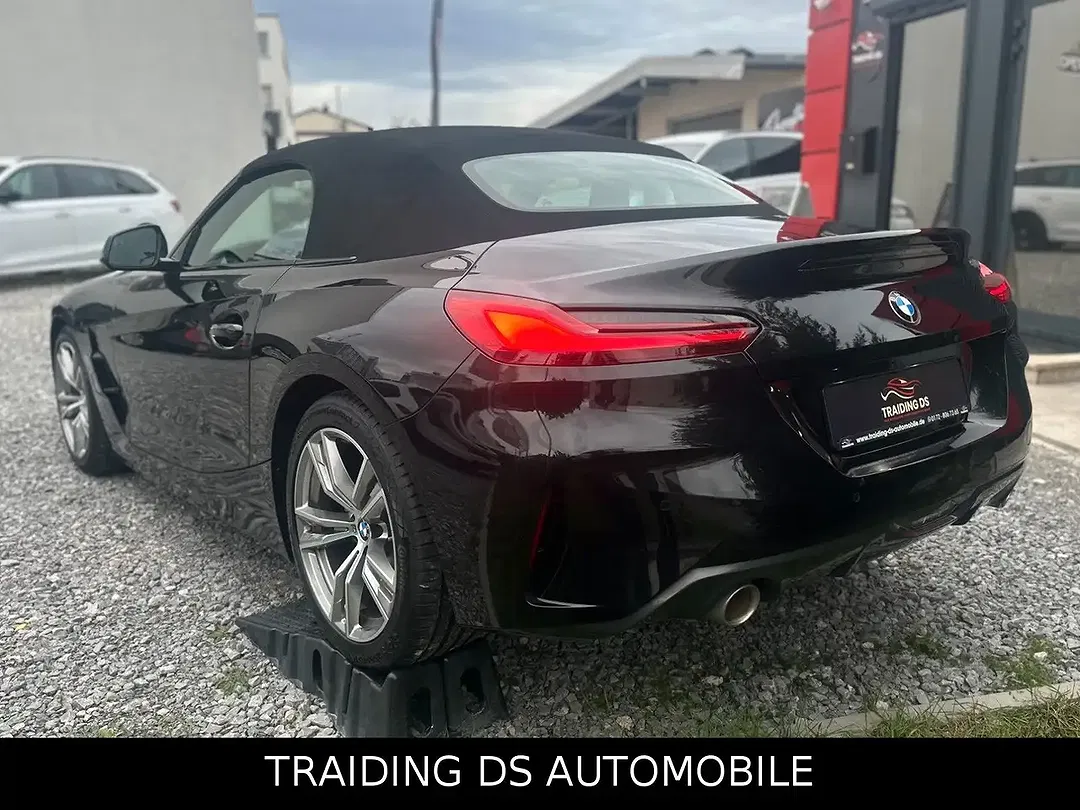 BMW Z4 - Thumbnail 5