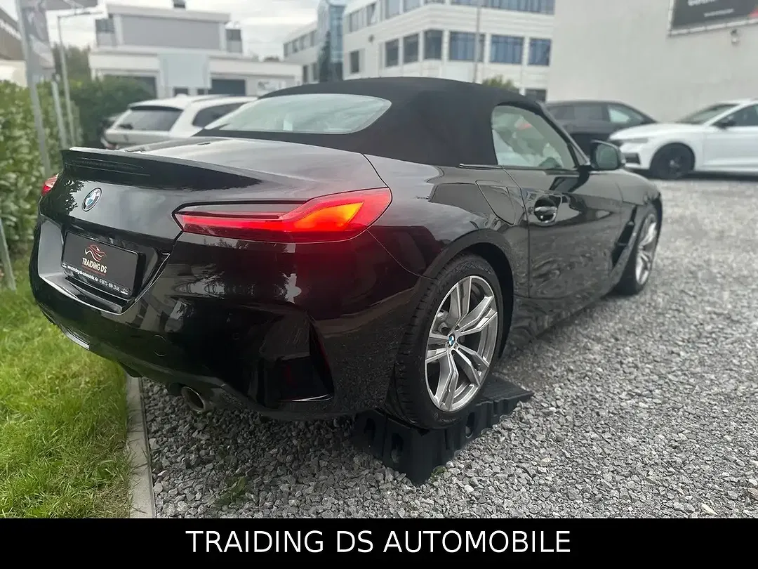 BMW Z4 - Thumbnail 7
