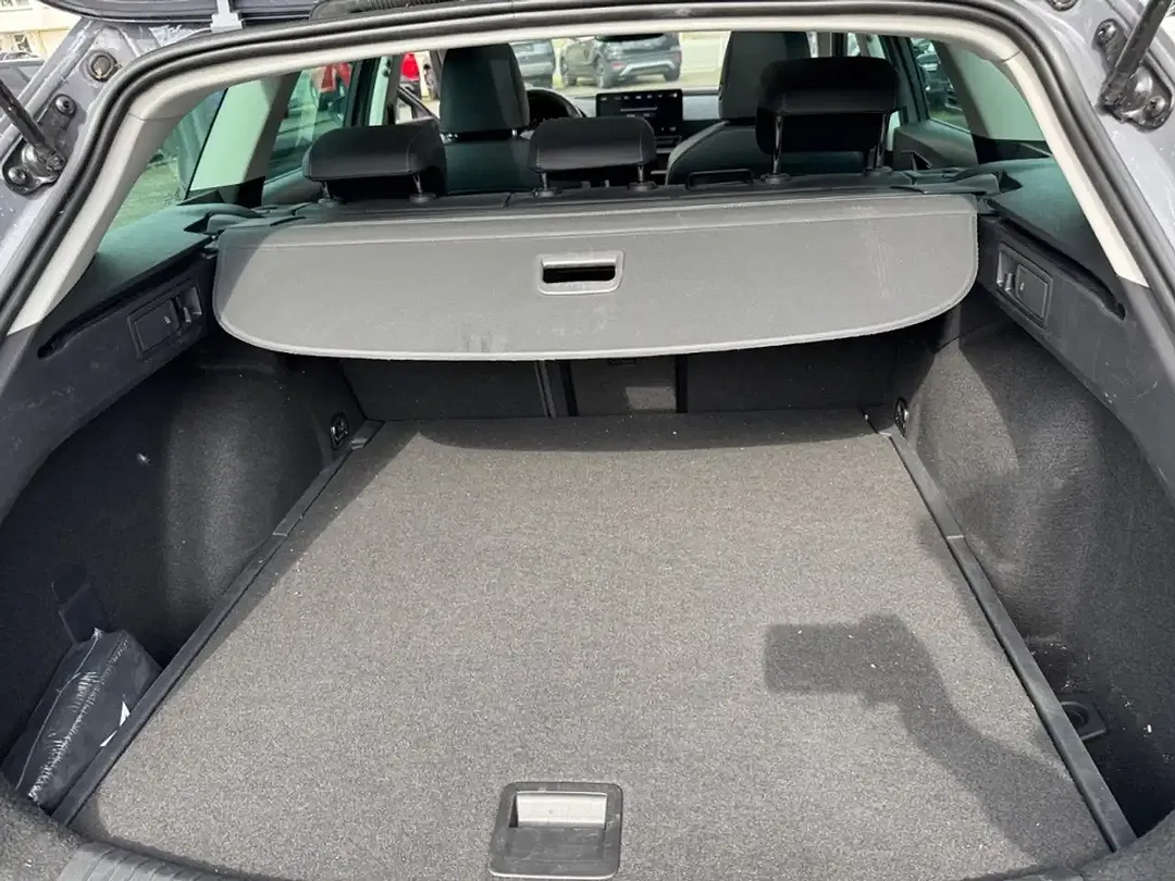 CUPRA Leon 1.5 eTSI Matrix LED Sportstourer - Thumbnail 10