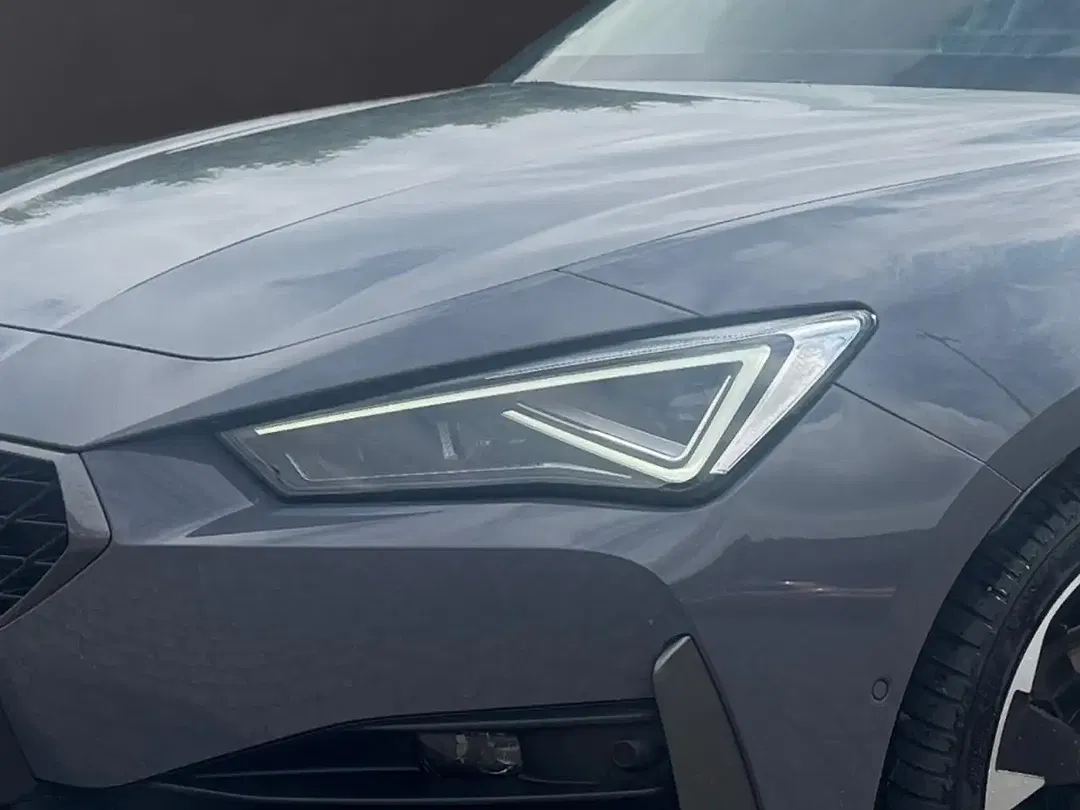 CUPRA Leon 1.5 eTSI Matrix LED Sportstourer - Thumbnail 7