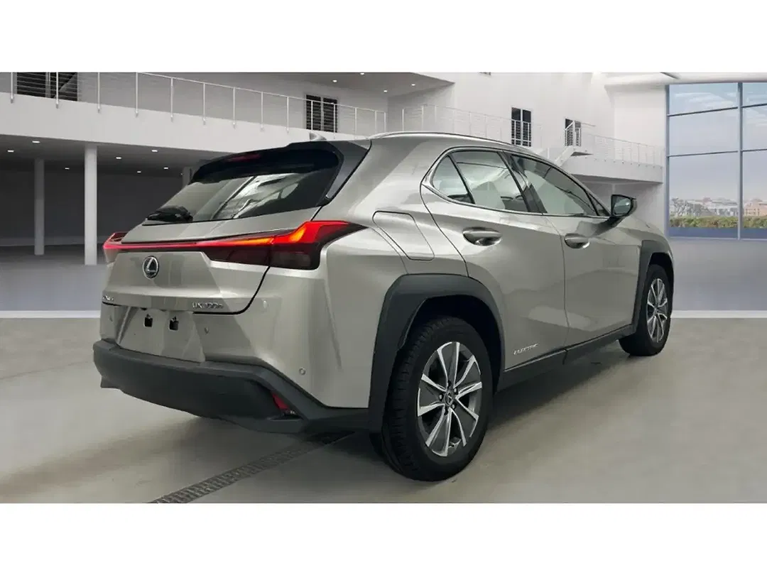Lexus UX 300e Premium - Thumbnail 3