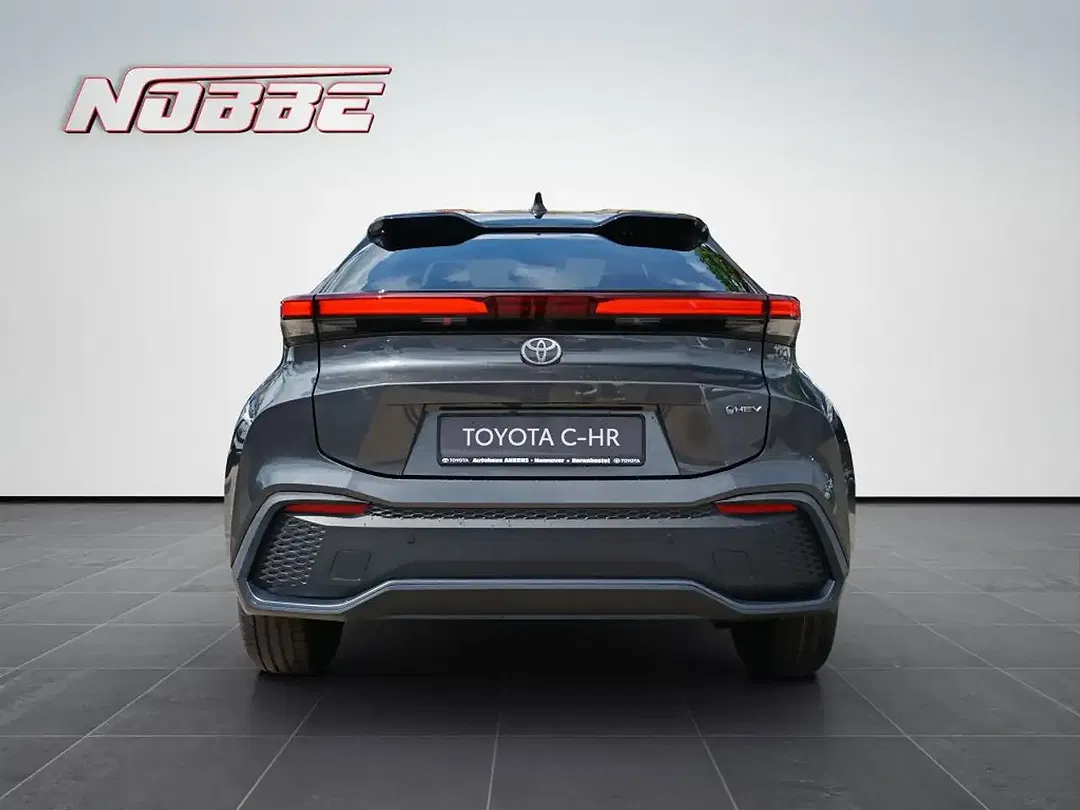 Toyota C-HR Hybrid Teamplayer - Thumbnail 4