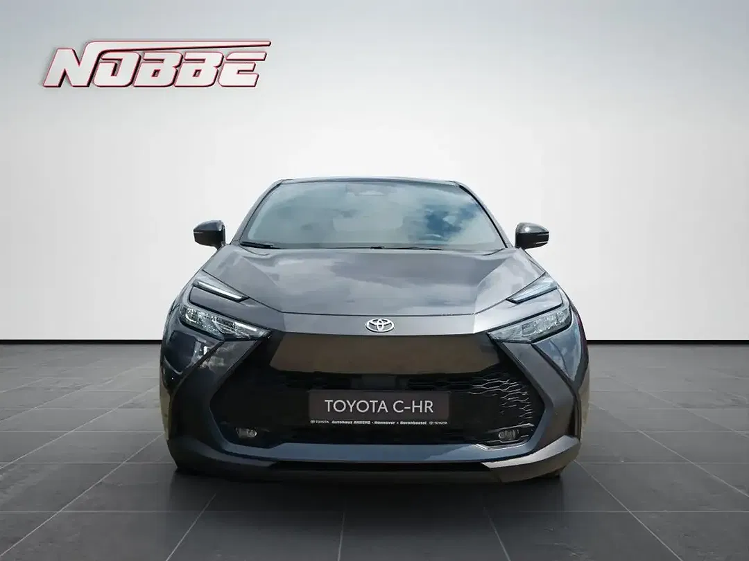 Toyota C-HR Hybrid Teamplayer - Thumbnail 8