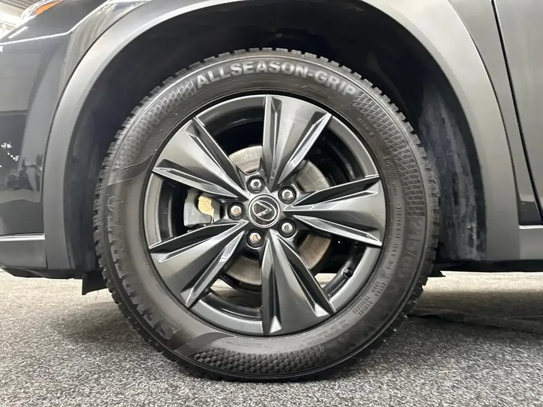 Lexus UX 300h Business Line - Thumbnail 13