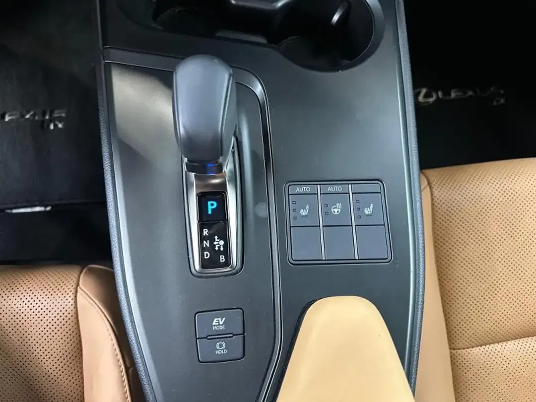 Lexus UX 300h Business Line - foto 26