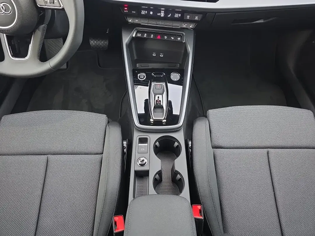 Audi A3 Sportback - Thumbnail 13