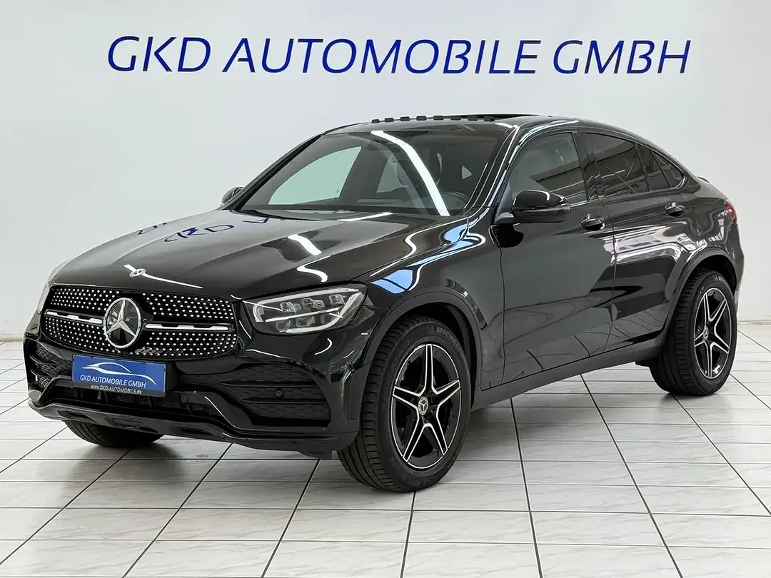 Mercedes-Benz GLC 200 4MATIC AMG Line Night - Thumbnail 1