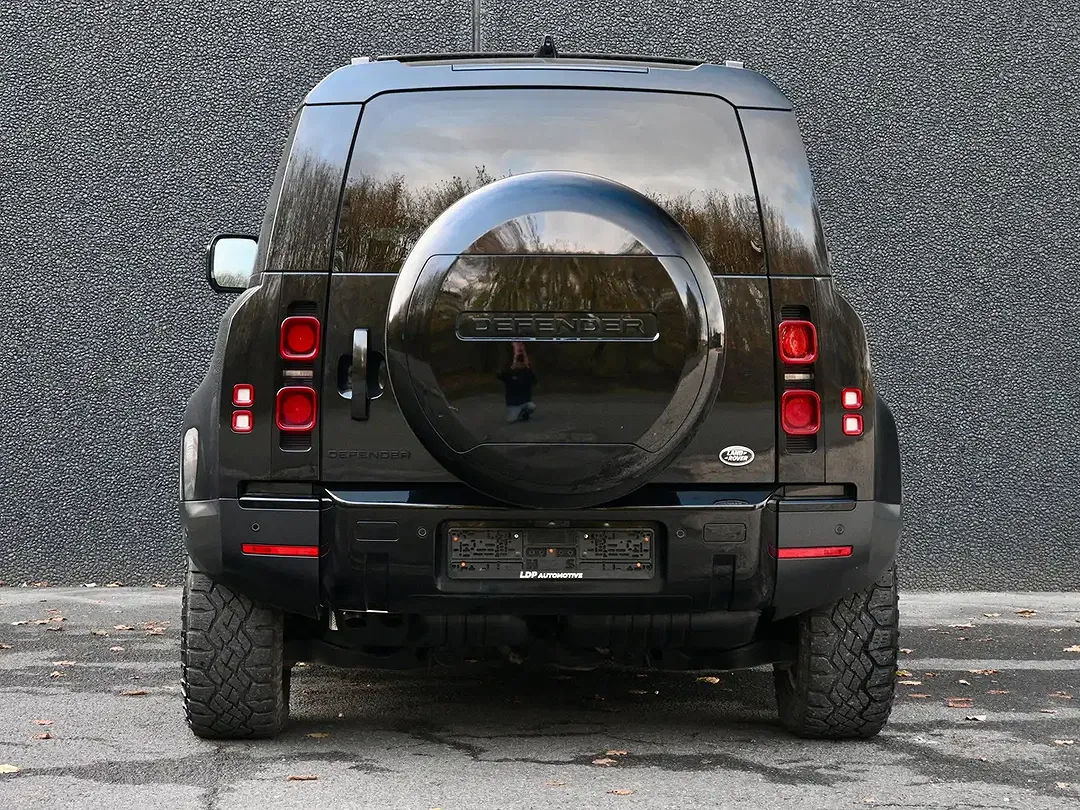 Land Rover Defender D200 3.0 MHEV 90 SE - foto 15