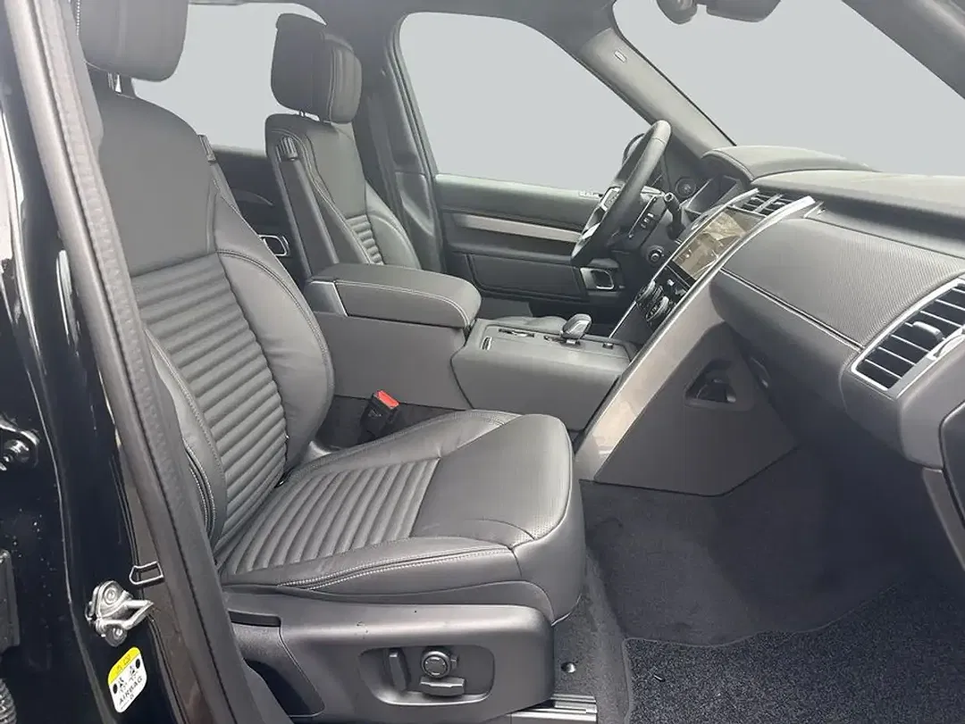 Land Rover Discovery D350 Dynamic HSE - Thumbnail 3