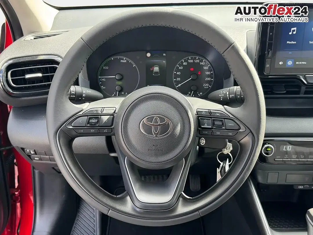 Toyota Yaris 1.5 Hybrid Comfort - Thumbnail 13