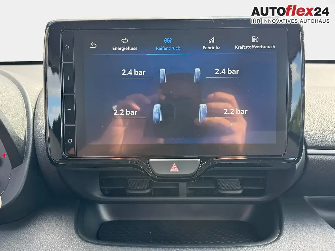 Toyota Yaris 1.5 Hybrid Comfort - Thumbnail 21