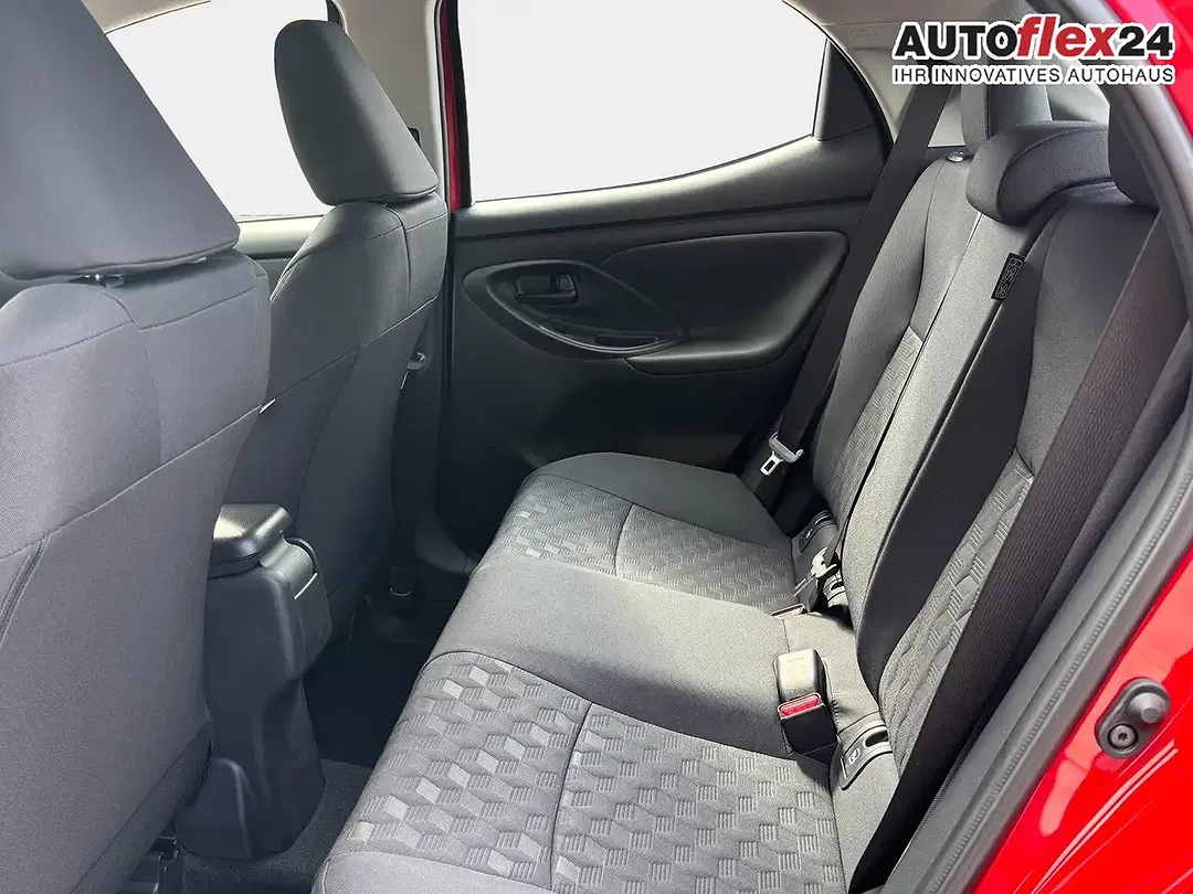 Toyota Yaris 1.5 Hybrid Comfort - Thumbnail 27