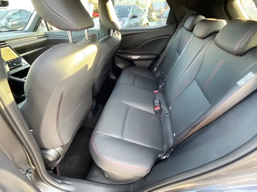 Lexus LBX 1.5 Emotion - Thumbnail 12