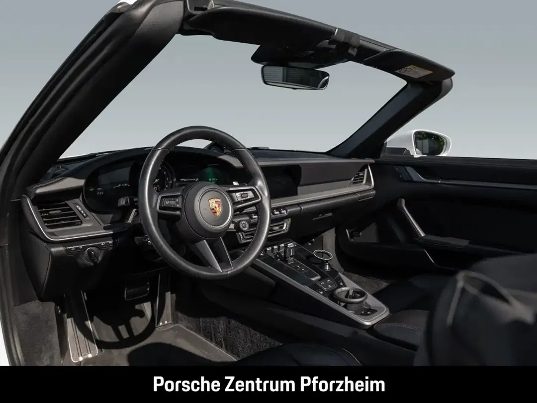 Porsche 992 Carrera S Cabriolet - Thumbnail 4