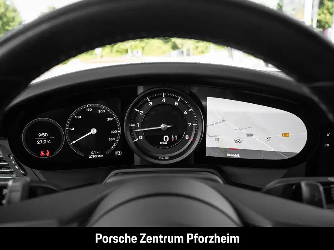 Porsche 992 Carrera S Cabriolet - Thumbnail 6