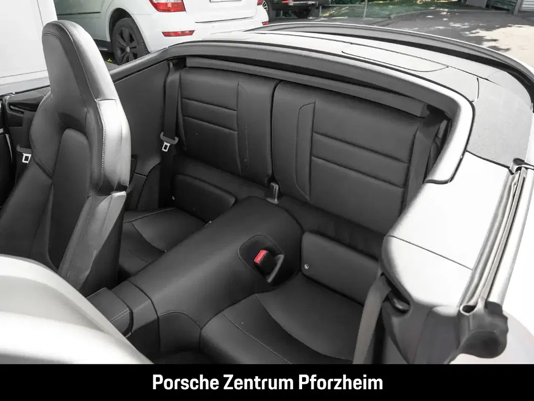 Porsche 992 Carrera S Cabriolet - Thumbnail 7