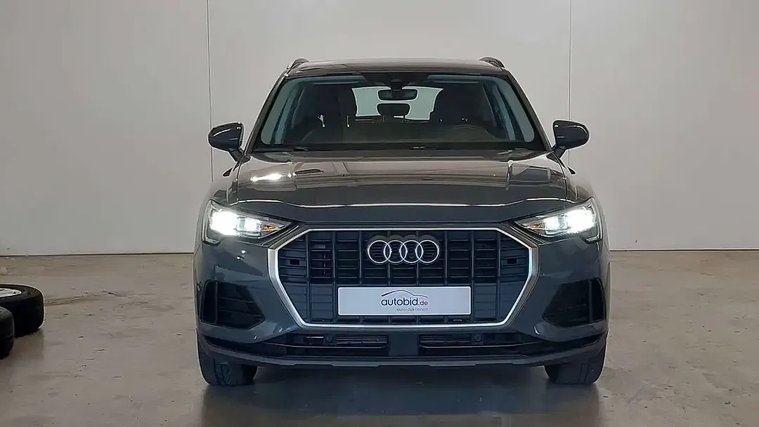 Audi Q3 35 TDI - Thumbnail 1